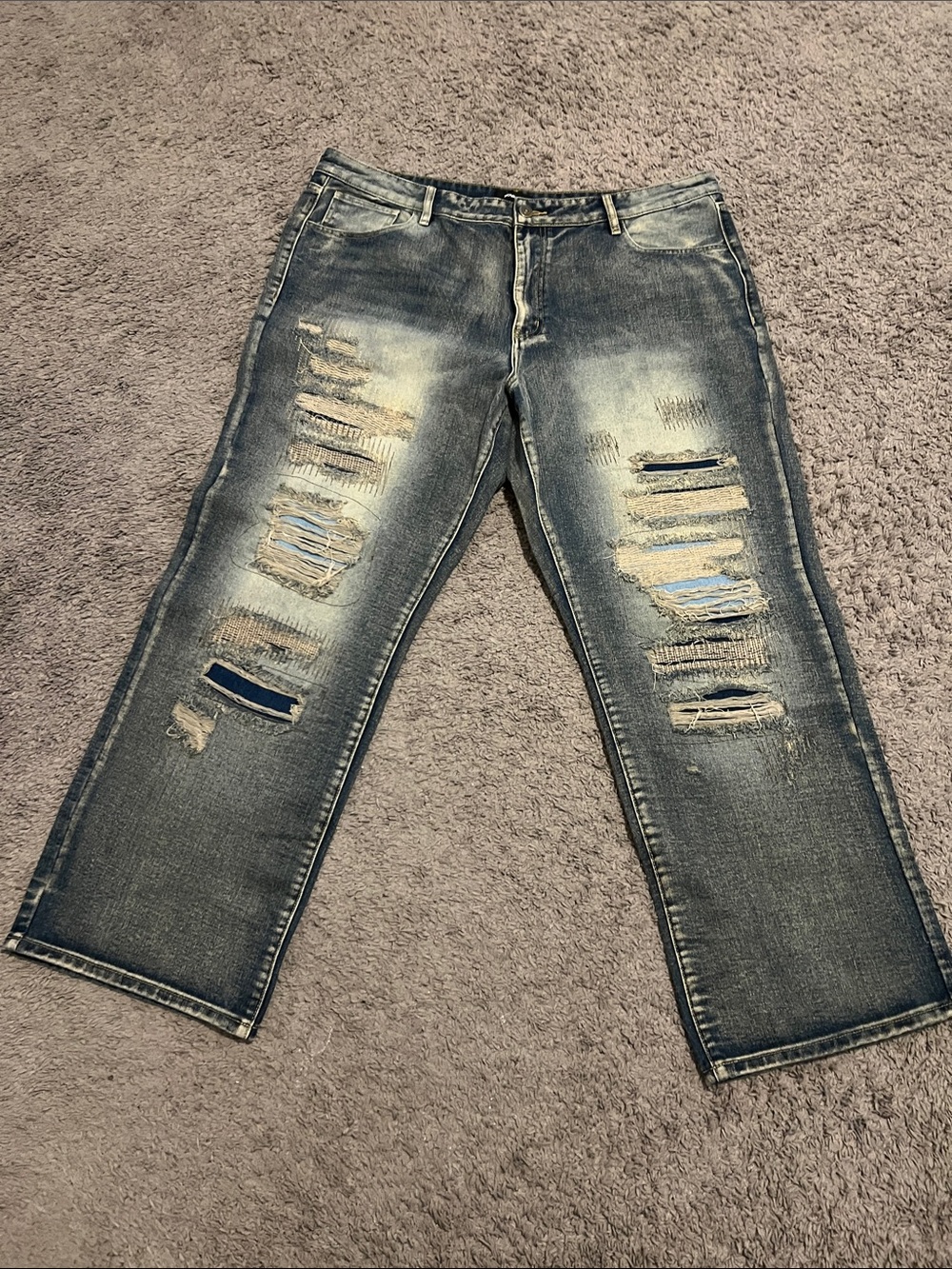 NEW W/O TAGS Fashion Nova Men's Distressed Light Blue Ripped Jeans